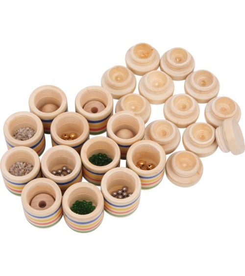 Hearing Memo - 12 wooden boxes