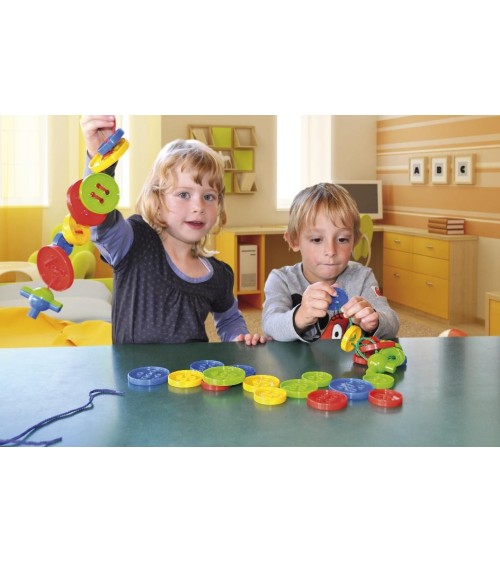 Throat buttons box - Material: plastic, content: 8 nylon cords