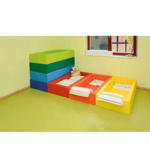 Schaumstoff-Bettchen mit Kunstlederbezug - ca.: 126x 70 x Höhe 25 cm  - mit integriertem Schaumstoffboden - ohne Matratze