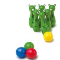 Juegos de bolos y lanzamiento